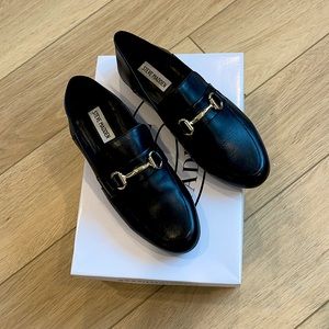 Steve Madden Leather Loafers - Size 8.5